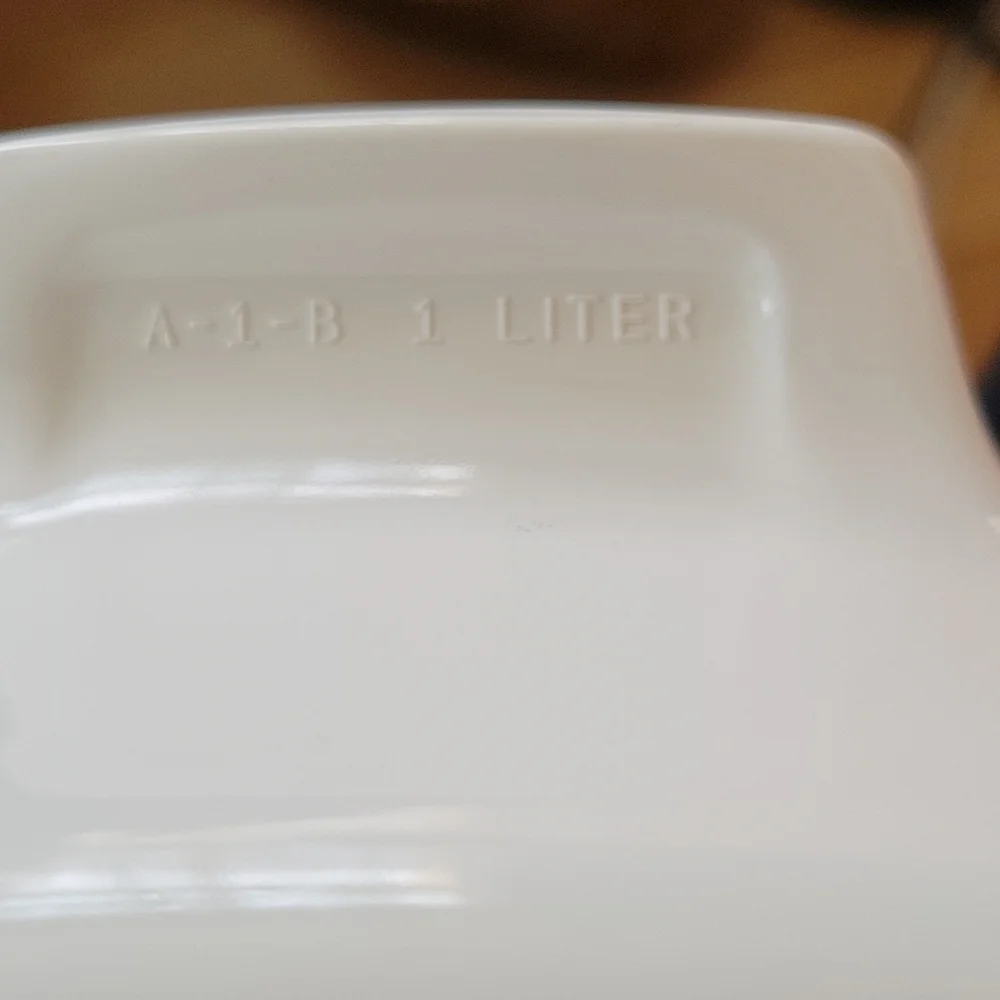 Vintage L'Echalote 1 liter Corning Ware